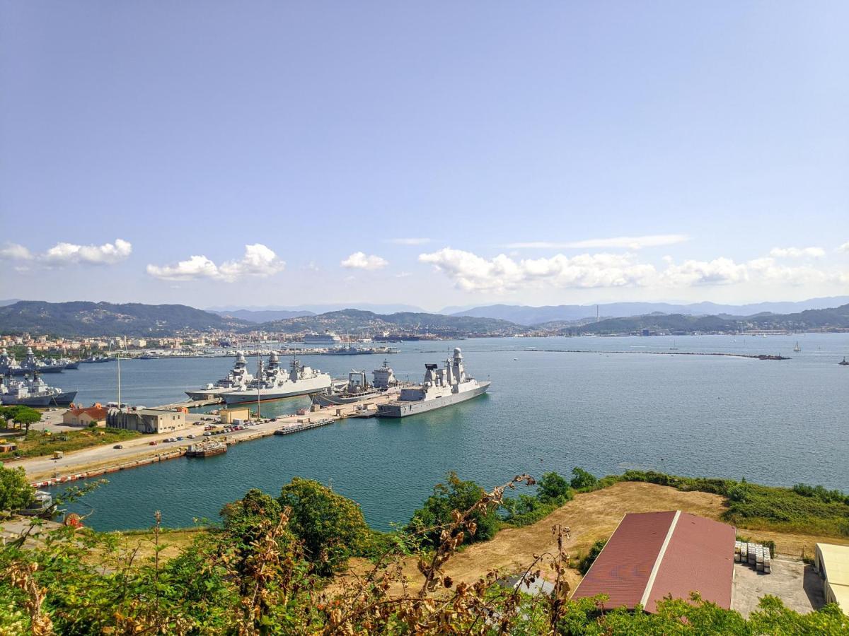 Ferienwohnung Perla Nera La Spezia Exterior foto