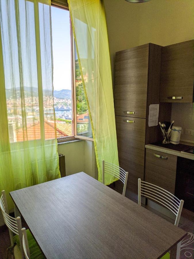Ferienwohnung Perla Nera La Spezia Exterior foto